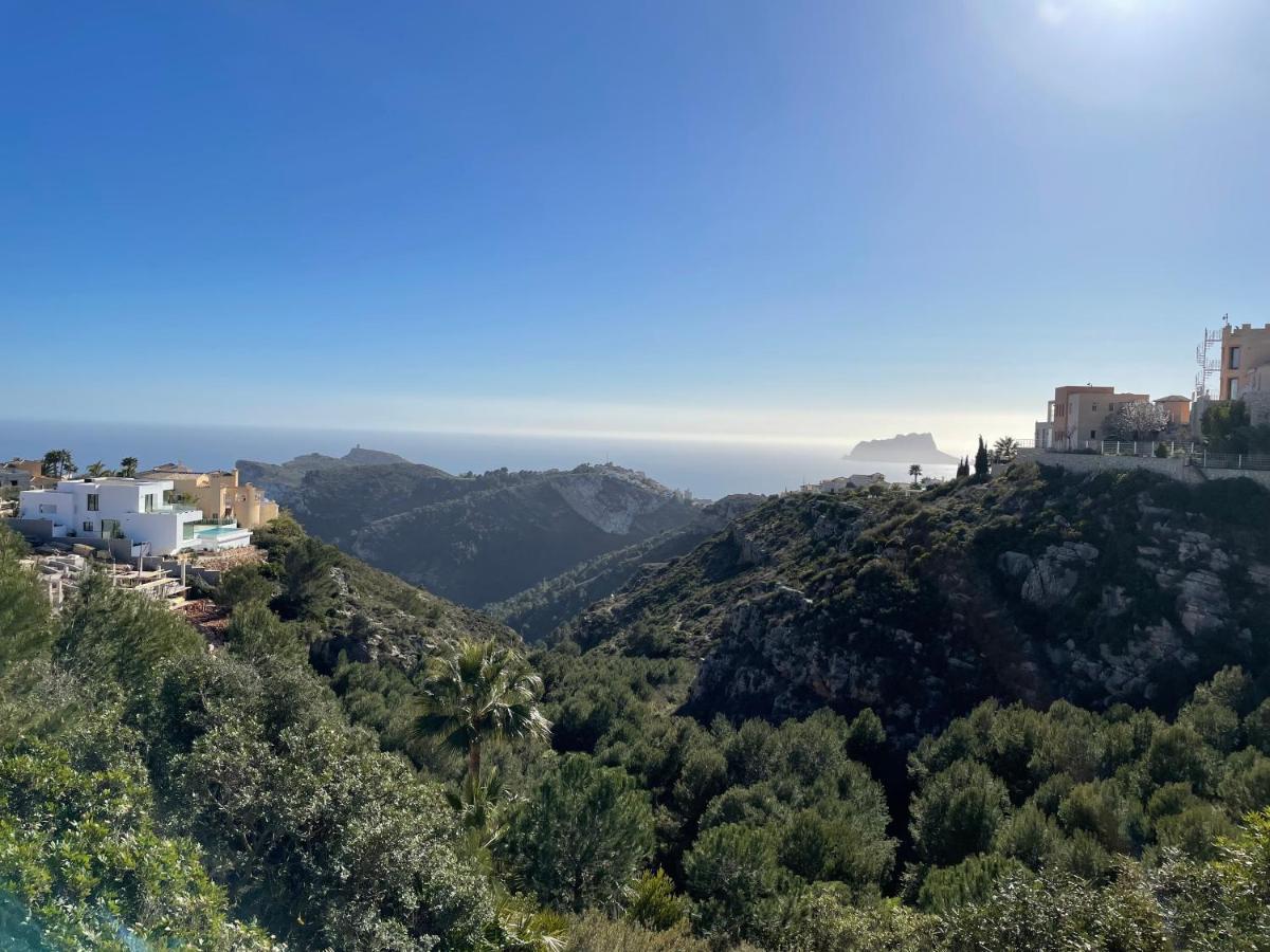 Appartement Tranquility, Sun, Breathtaking Views & 7 Minutes Drive To Sea à Benitachell Extérieur photo