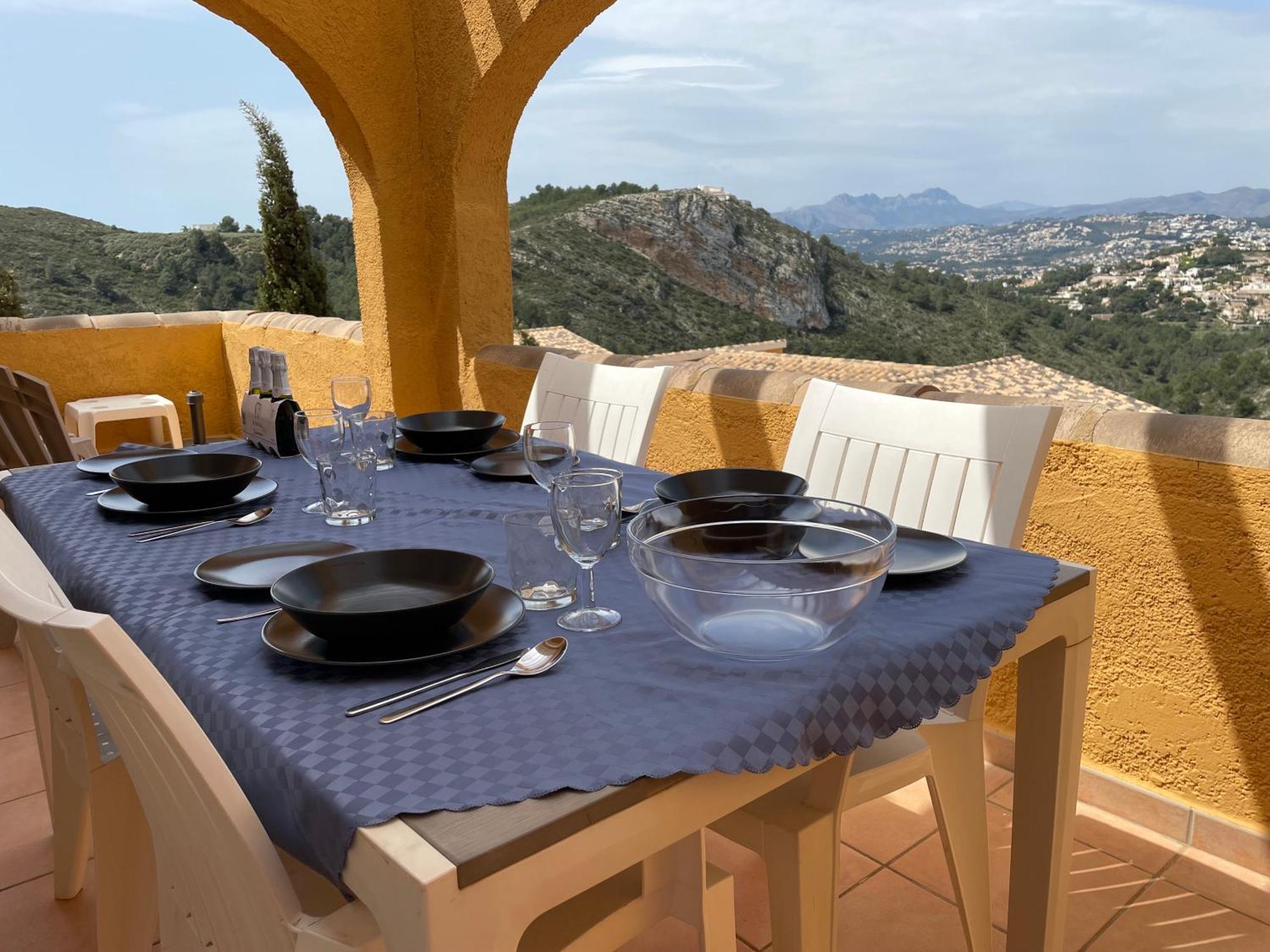Appartement Tranquility, Sun, Breathtaking Views & 7 Minutes Drive To Sea à Benitachell Extérieur photo